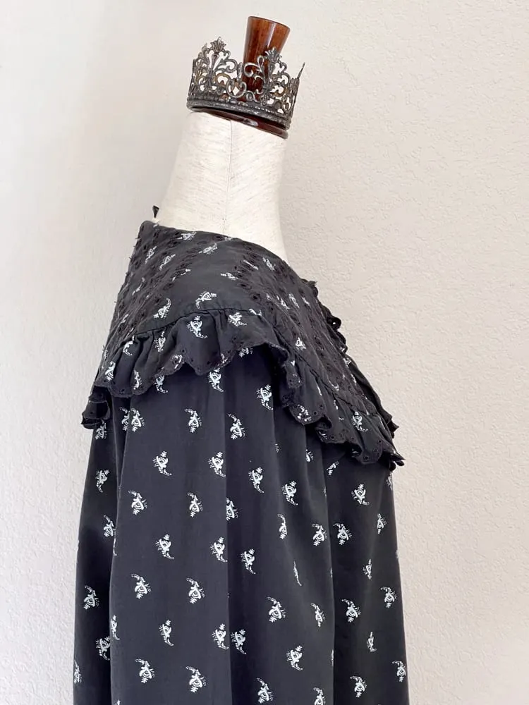 Baroque-Inspired Black Floral Print Collared Puff Sleeve Blouse - Size L