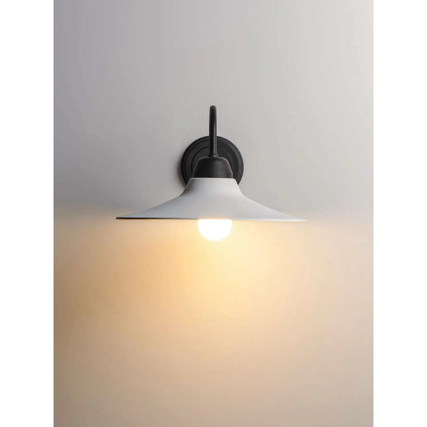 Dockside Outdoor Wall Light